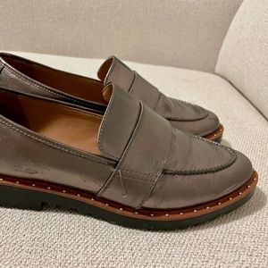 Halogen Emily Studded Flat Size 6.5 in Pewter